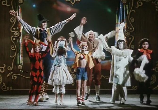 Фильм Приключения Буратино (2)